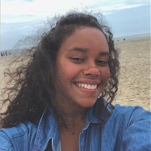 Meet your Posher, Mariangeli